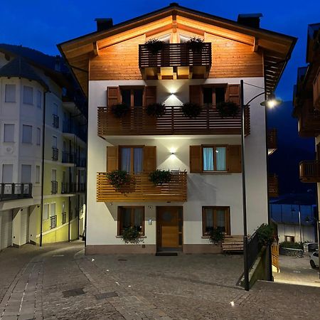 Casa Dei Tabachi Leilighet Molveno Eksteriør bilde